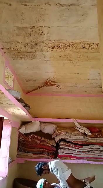 Village boy fucking his mature bhabhi