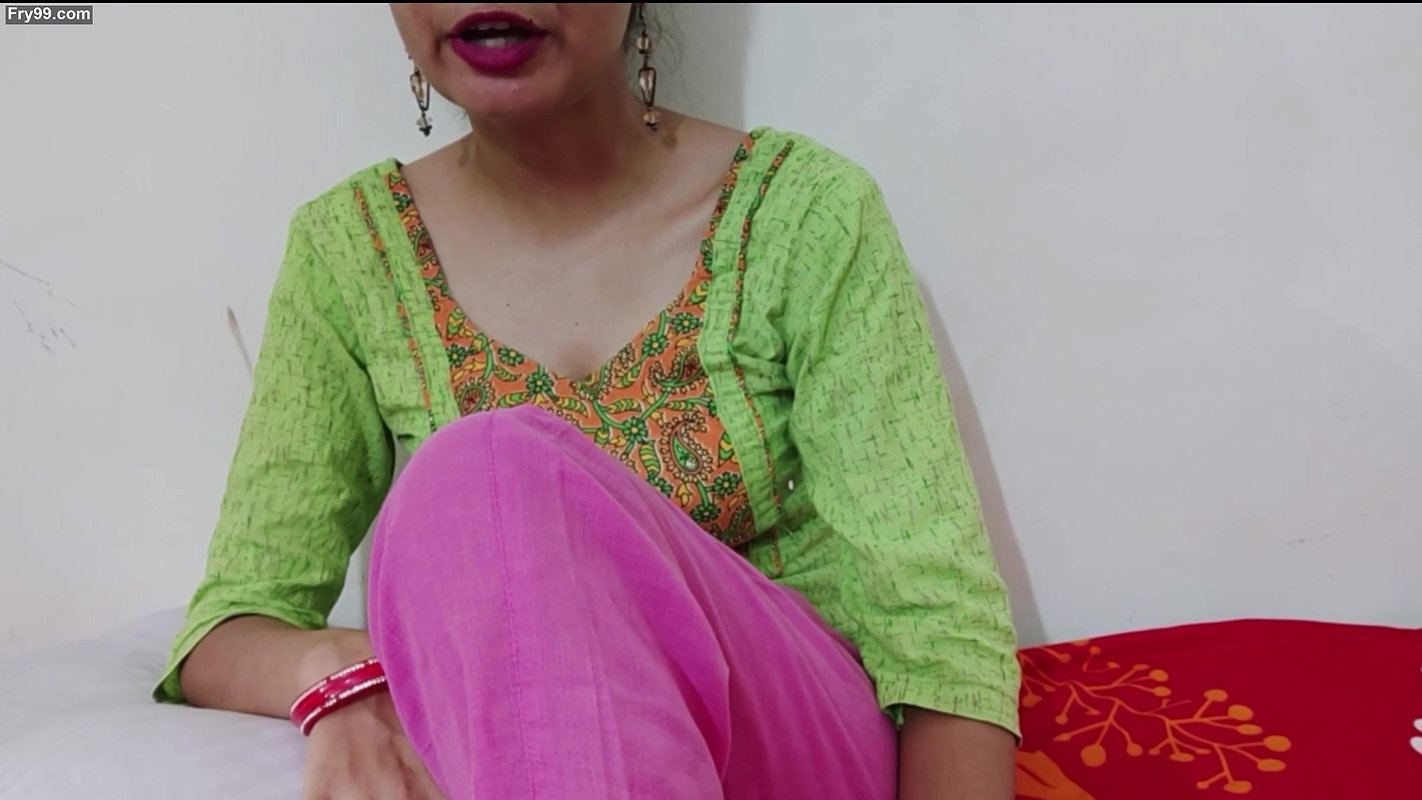 Desi stepmom convinced by horny stepson for hard fuck Desi hot sexy stepmom