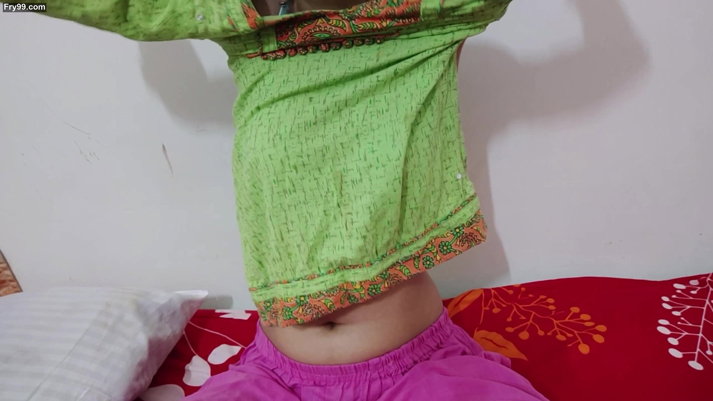 Desi stepmom convinced by horny stepson for hard fuck Desi hot sexy stepmom