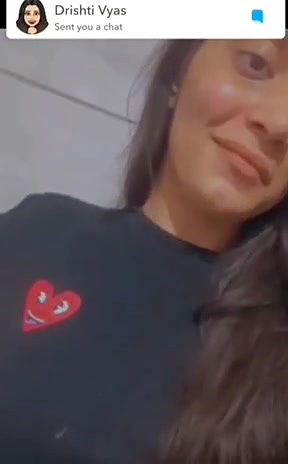 Sexy Desi Girl Showing Boobs