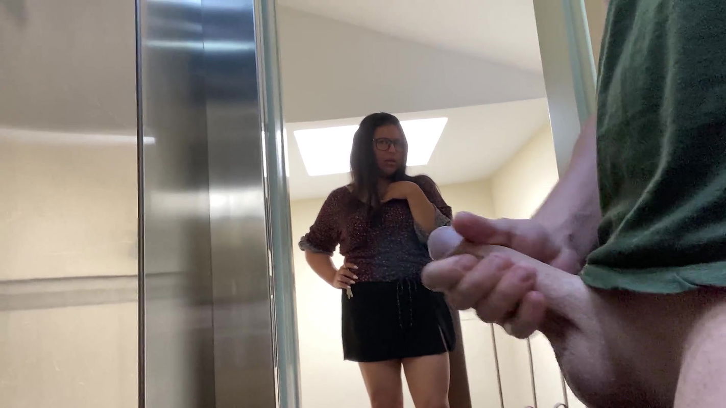 ELEVATOR ADVENTURE – Neighbor Milf returns from party and she can’t resist