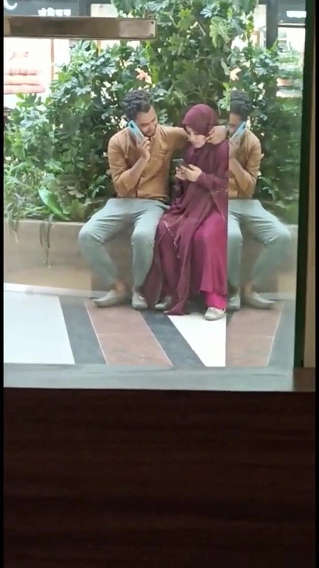 Smooching at public place