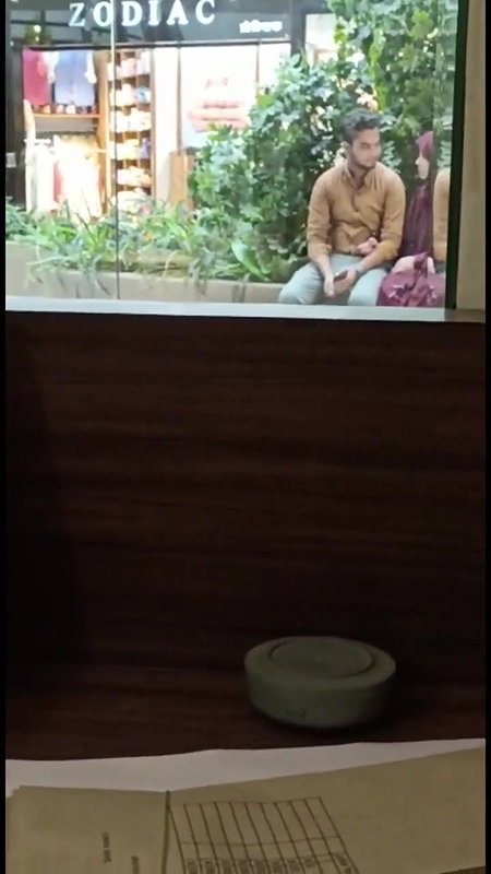 Smooching at public place