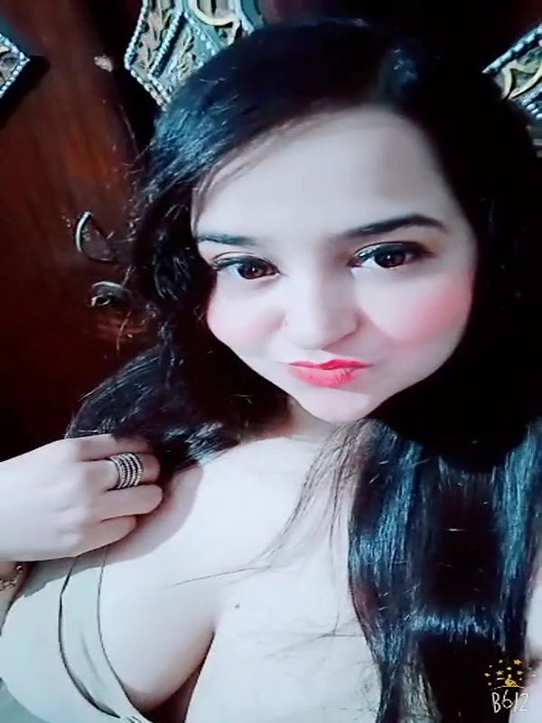 Big boobs sexy bhabi