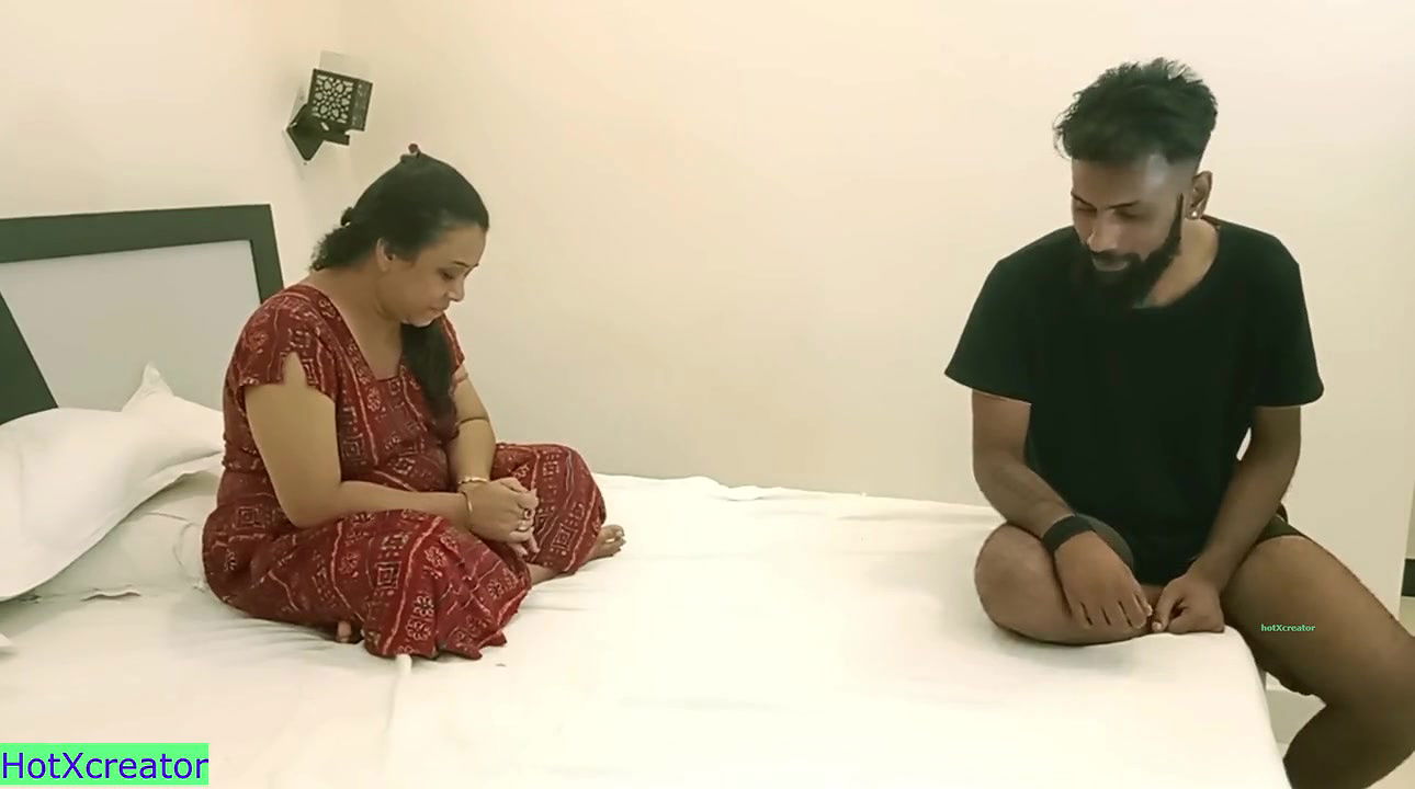 Desi hot bhabhi fucking ! Plz don’t cum inside