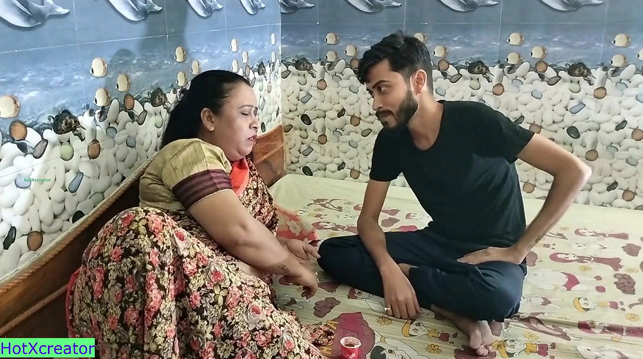 Fucking my friends hot bhabhi! Desi village bhabhi sex