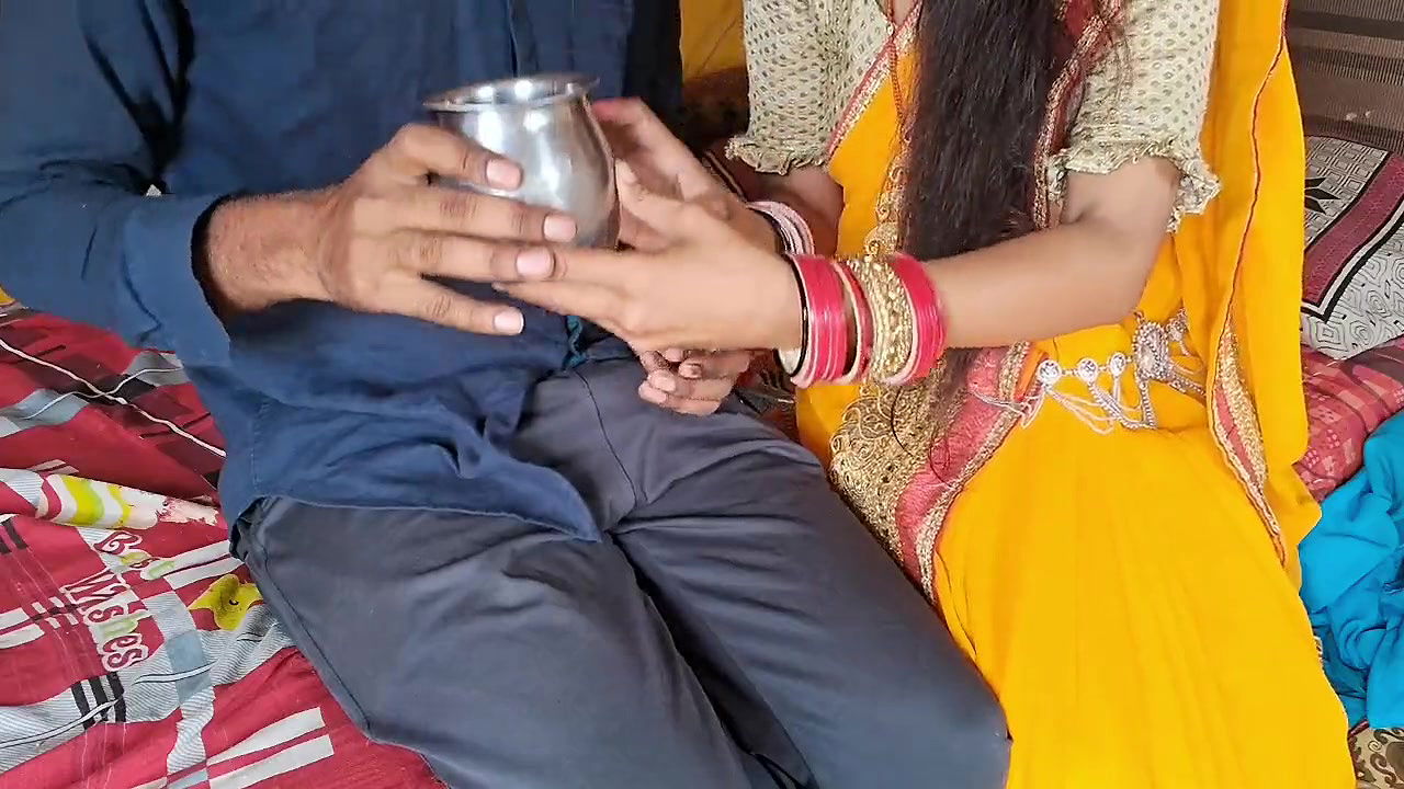 Damad ne apni SAS ko Akela Akele Mein Damad Ne SAS ko land ki cream chusai