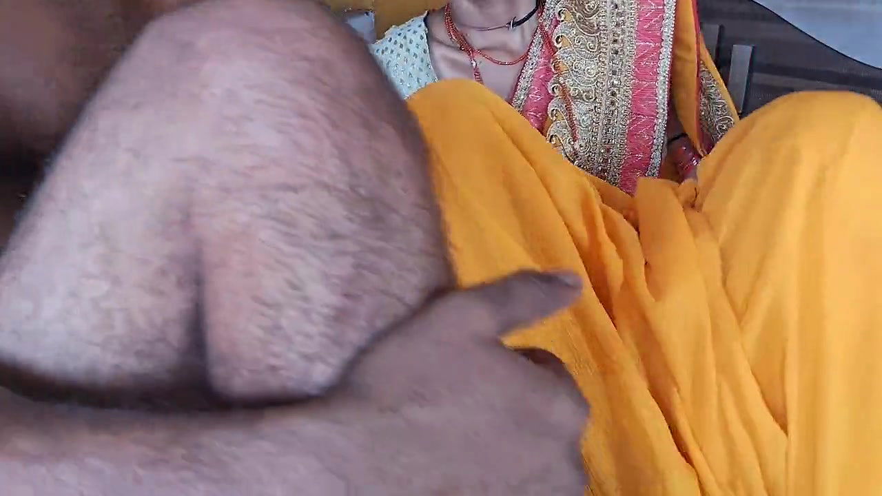 Damad ne apni SAS ko Akela Akele Mein Damad Ne SAS ko land ki cream chusai