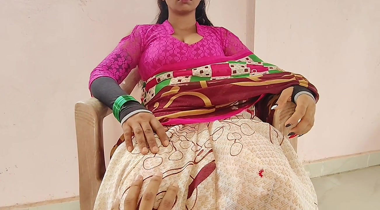Marathi Sex Video In Clear Marath Voice, Sagar licked his hot sexy Sarika pussySar