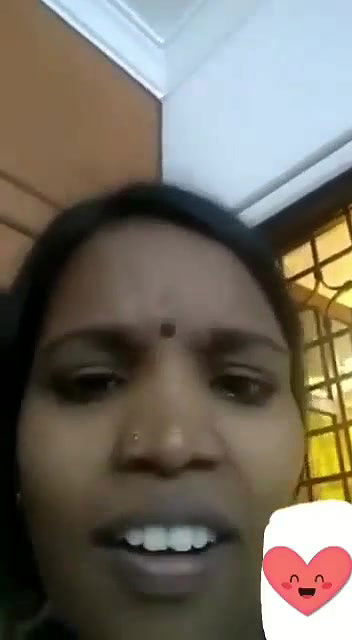 videocall bhabhi showing her mms