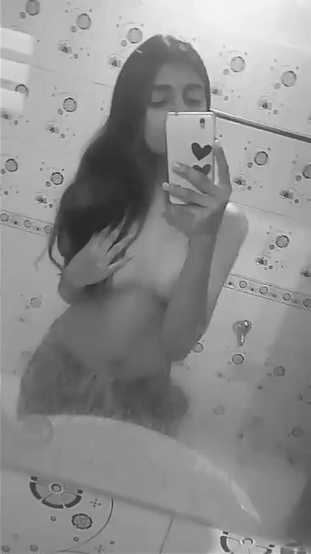 Cute Indian girl Showing