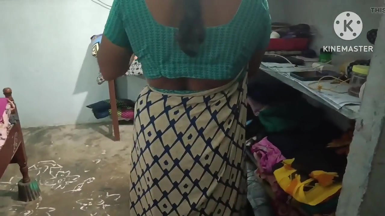 Telugu wife chenging saare in front of ho hasbend