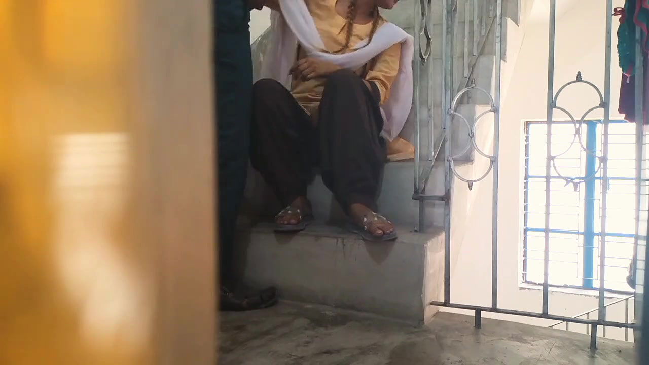 College student fucked by hindi teacher at college siri when no one in college