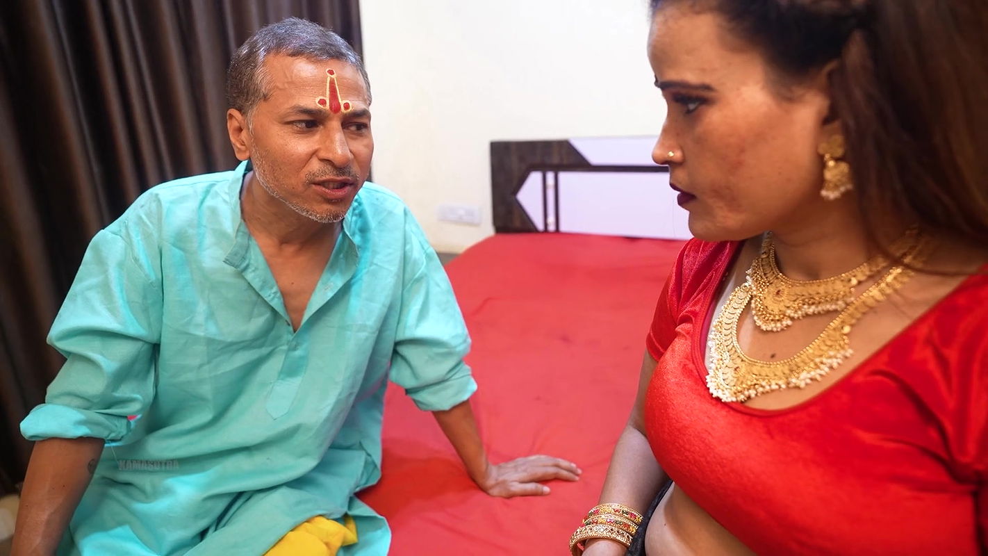 Hot Desi Indian Pandit fucked the girl on the pretext of horoscope