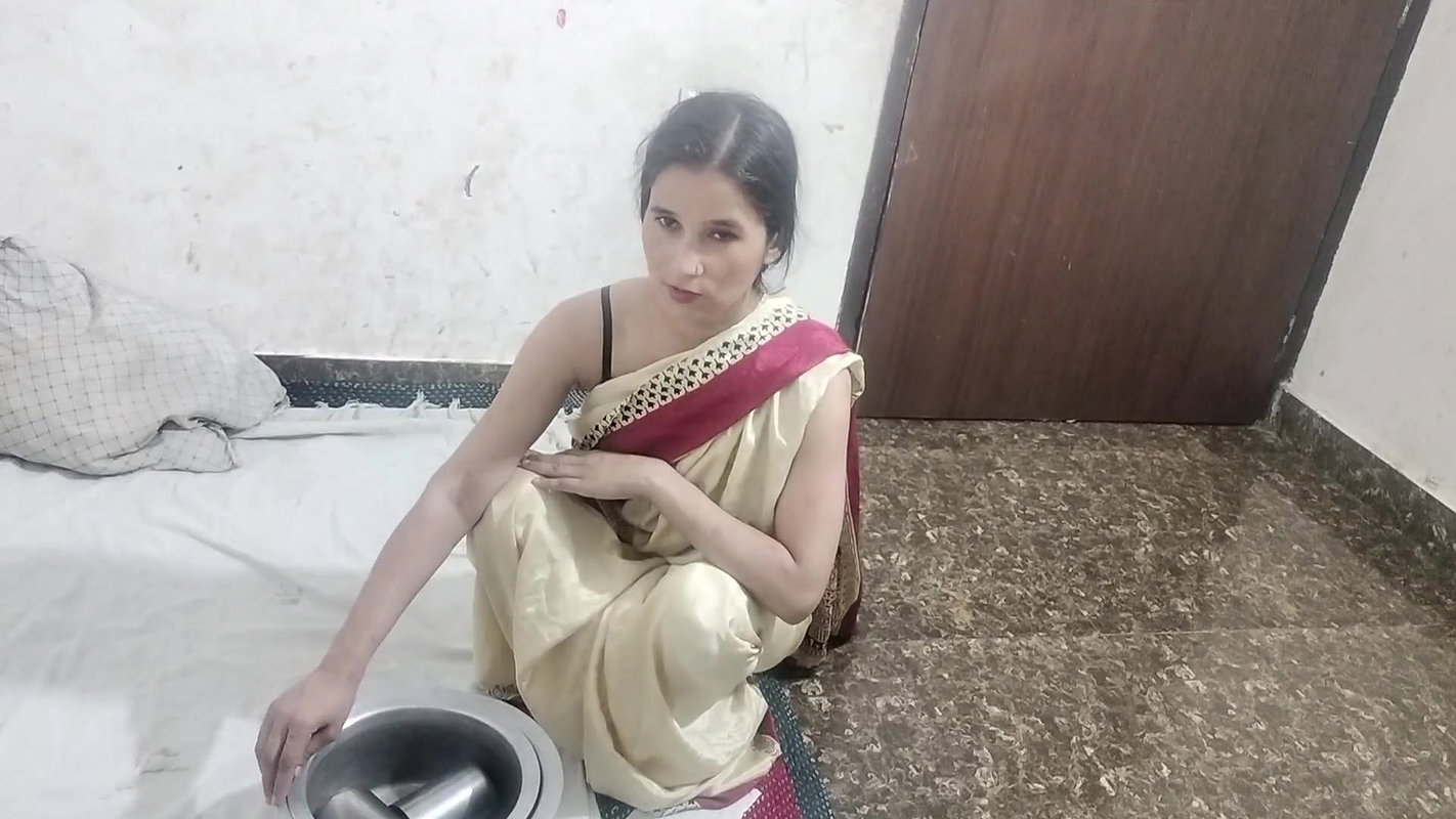 Bartan bechne bali ko ghar me pakar ke pel diya