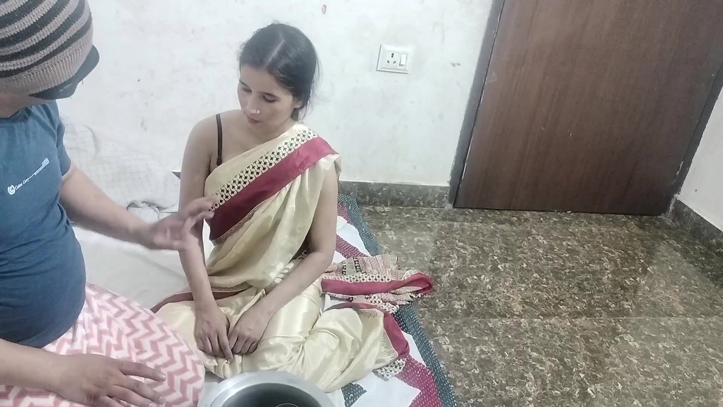 Bartan bechne bali ko ghar me pakar ke pel diya