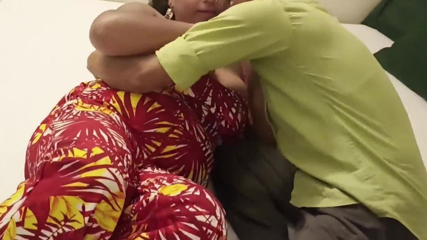 Ac repair karne aaya tha bhabhi ko pel diya