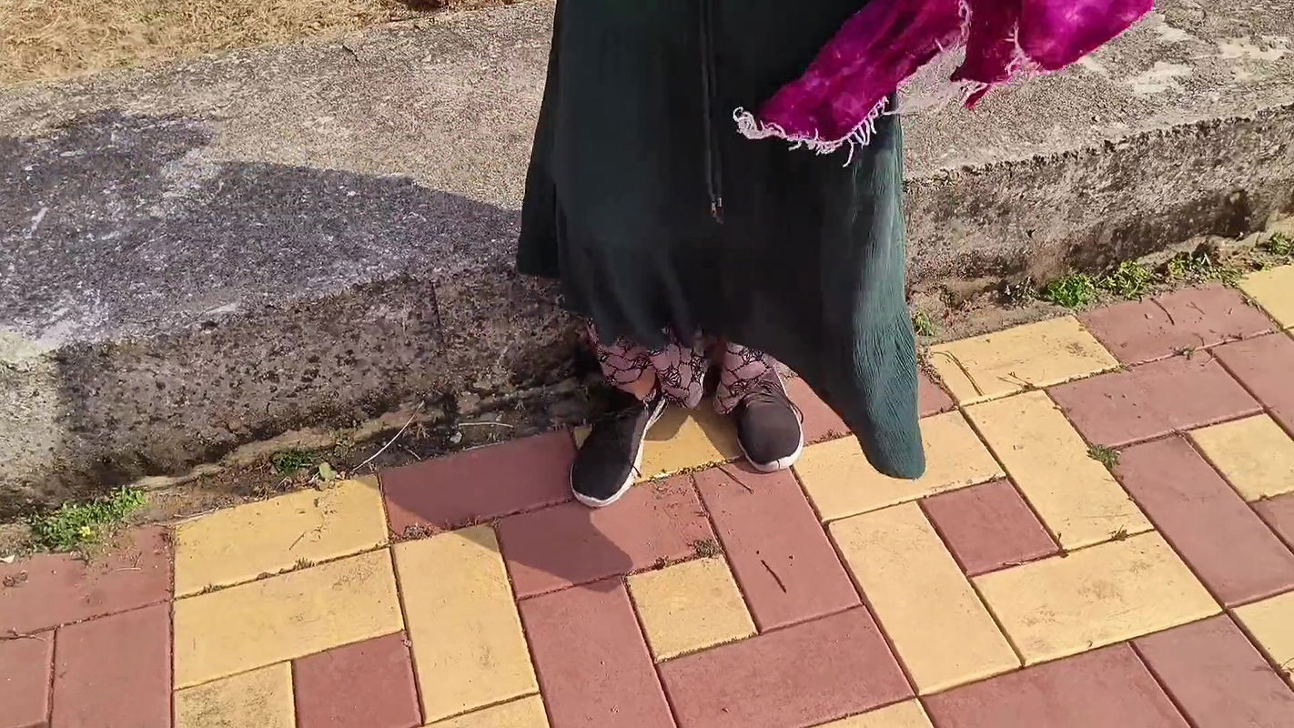 Indian Girlfriend Fucked Outdoor at field By his New Boyfriend, Hot Desi HD Sex Video