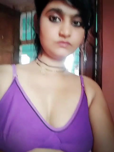 Sexy Desi Babe Nude Show