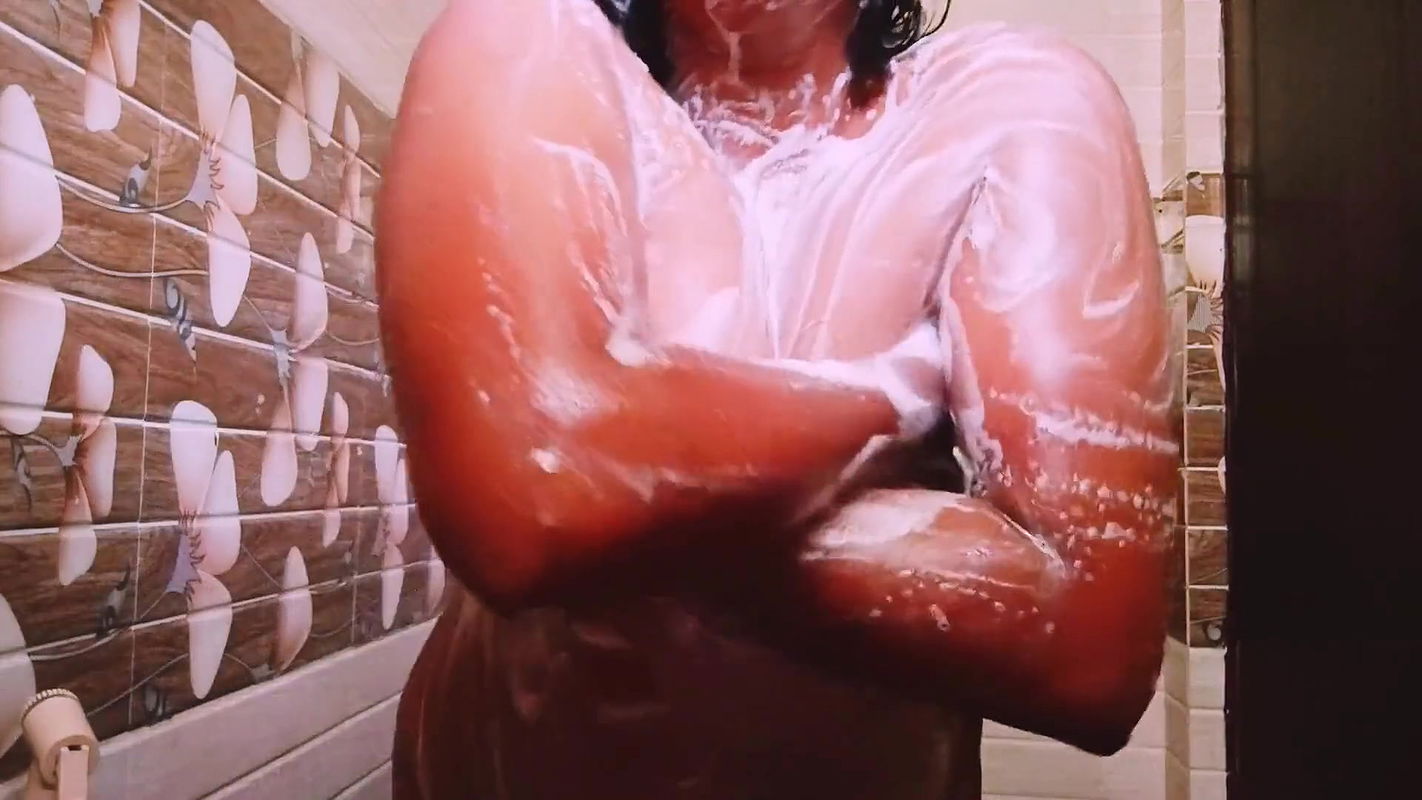 Indian Desi Housewife Bathing Sex Pussy Fingering Telugu Dirty Talks