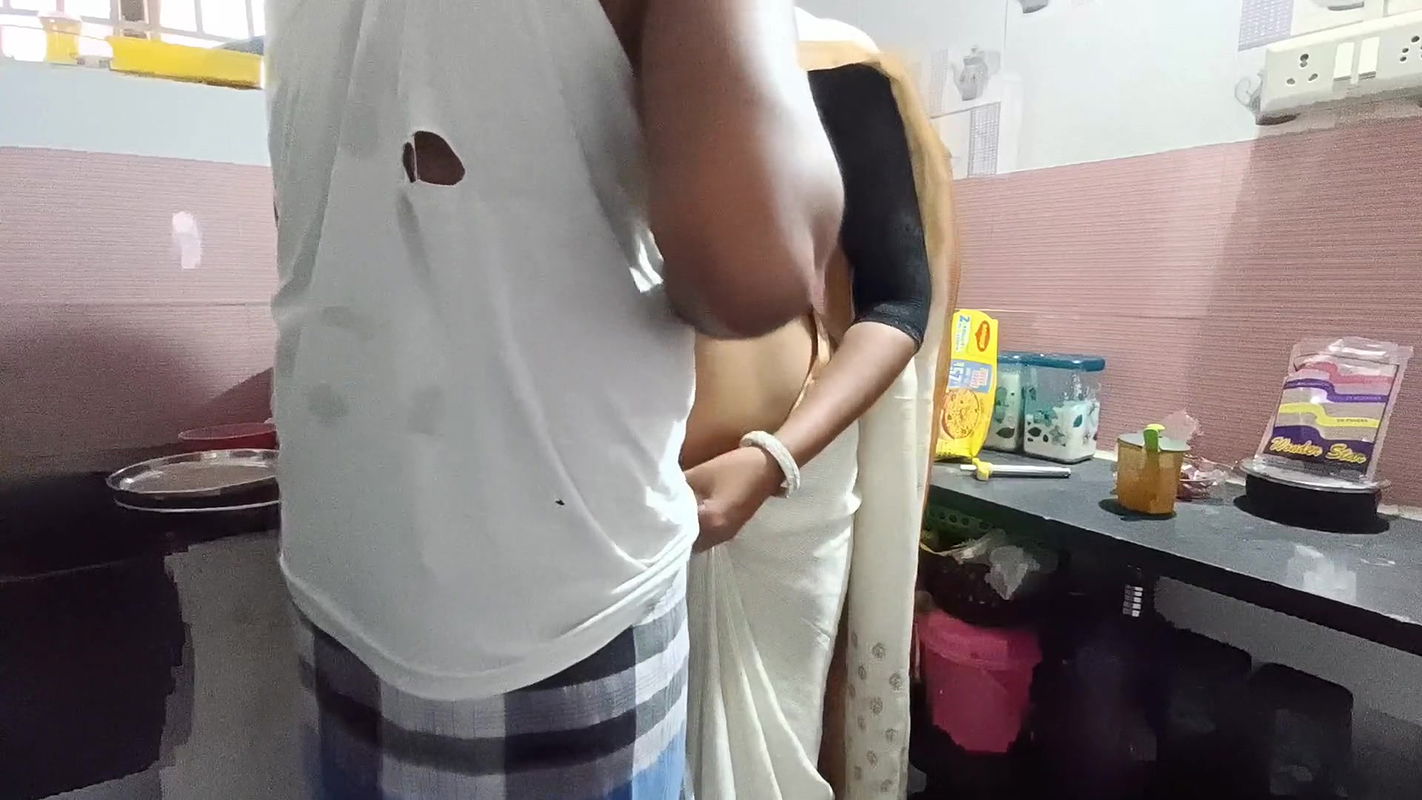 South Indian house wife fucking kitchen with neighbour