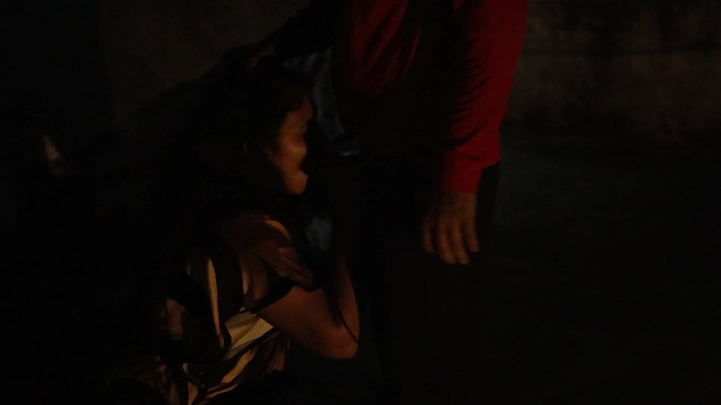 Terrace night fuck with girl friend while her parents not in home she called her boy friend and doing hard fuck in terrace