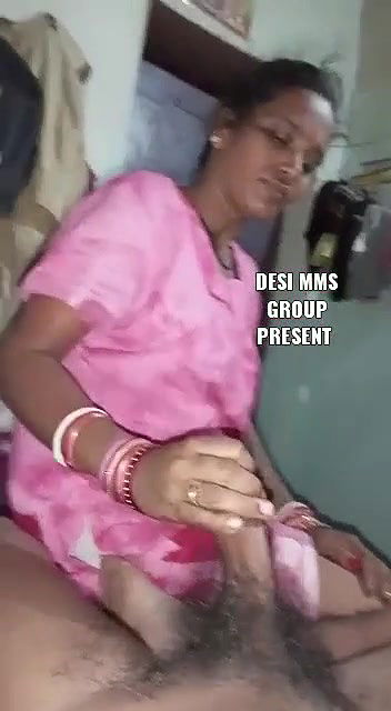 Desi Bhabhi Handjob and Fucked