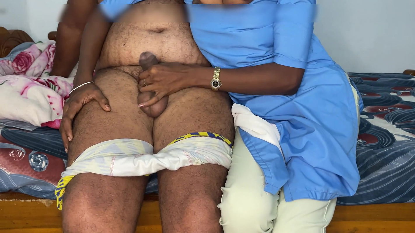 Desi Indian mallu virgin schoolgirl first time anal