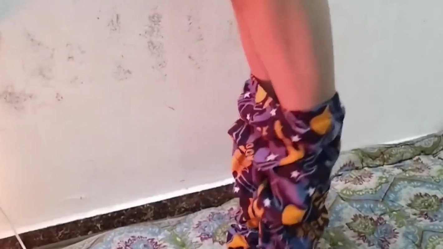 Village girl ko paise dekar jabar dasti pela