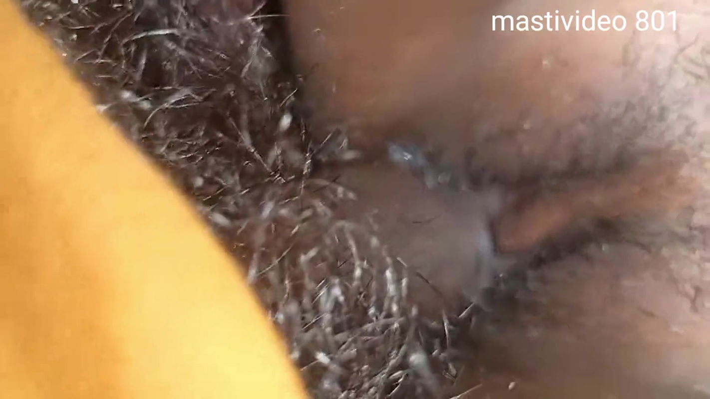 Sister-in-law left the chut with the red chute