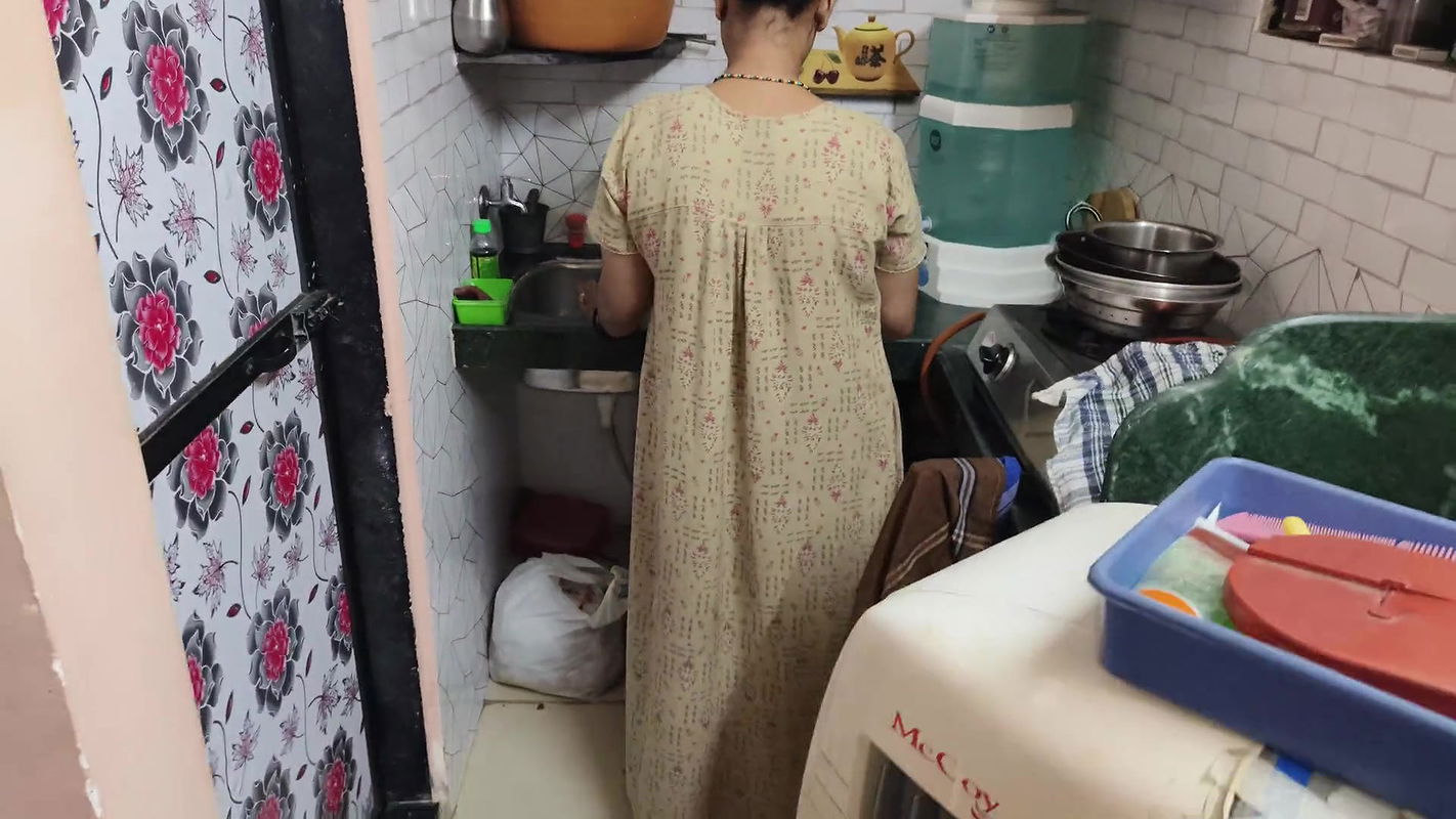 Called the neighbor’s girl on the chat and Sucked the lung