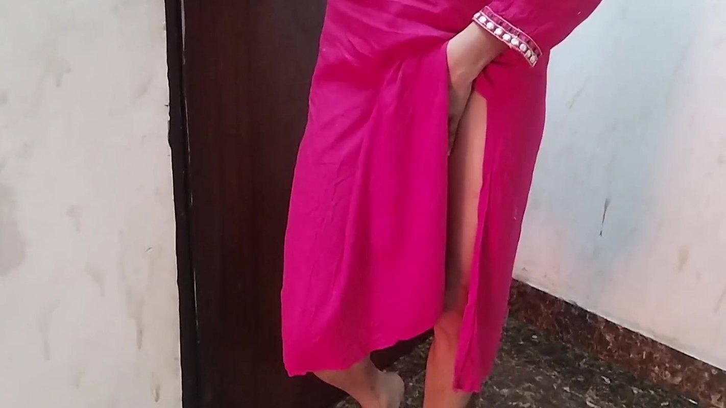 Indian muslim girl ko paise dekar jabar dasti pela