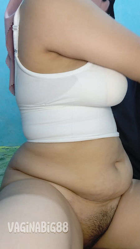 After College, I Want to Get Wet and Pussy