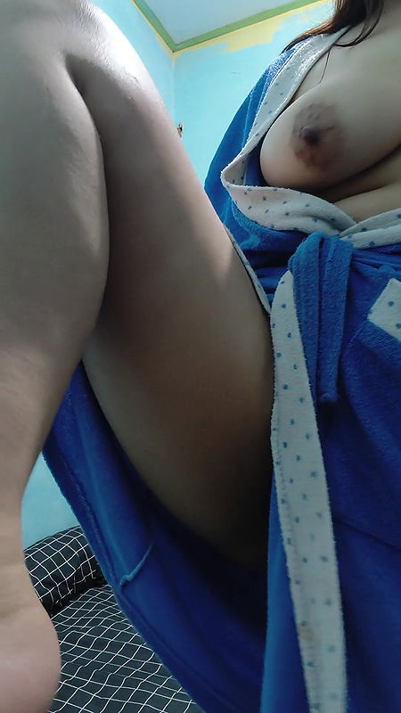 Student Masturbating in a Wet State