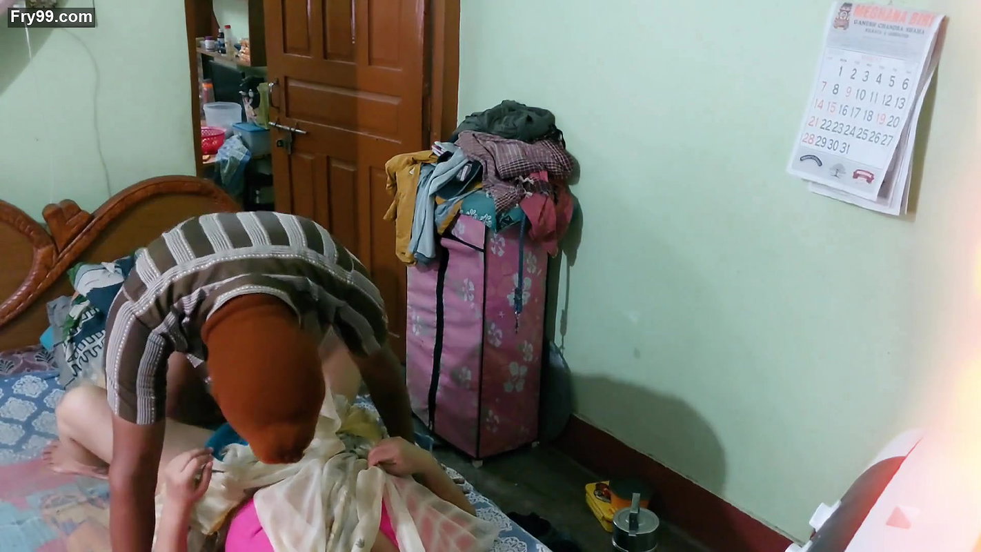 Widow daughter-in-law was fucked by father-in-law