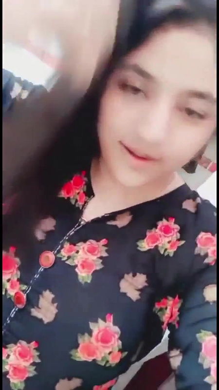 Hot babe 30 clips zip