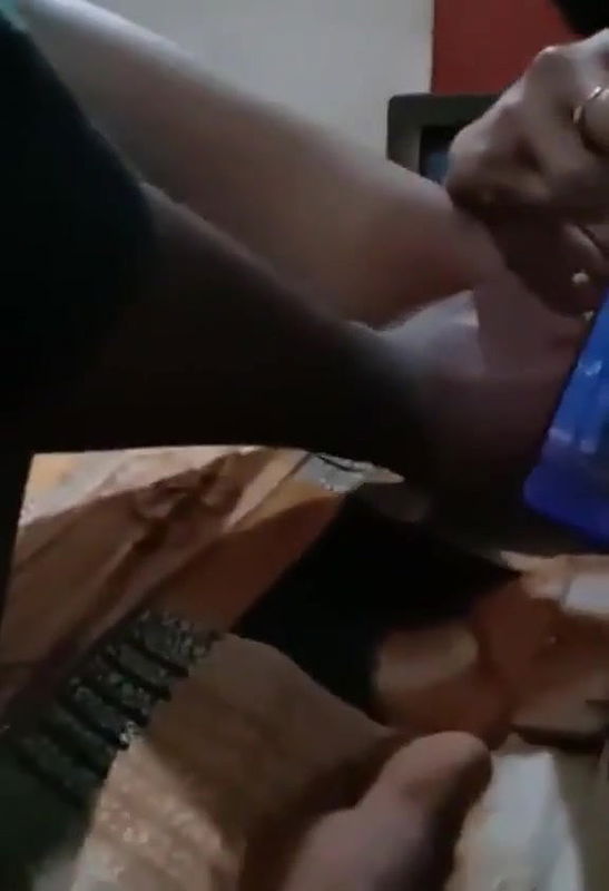 Desi Aunty Pussy Show on Cam Chat Hot