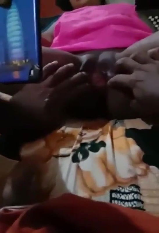 Desi Aunty Pussy Show on Cam Chat Hot