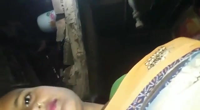 Village bhabhi making video for lover ,showing boobs and pussy