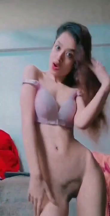 Beautiful Sexy Slim Paki Girl Videos