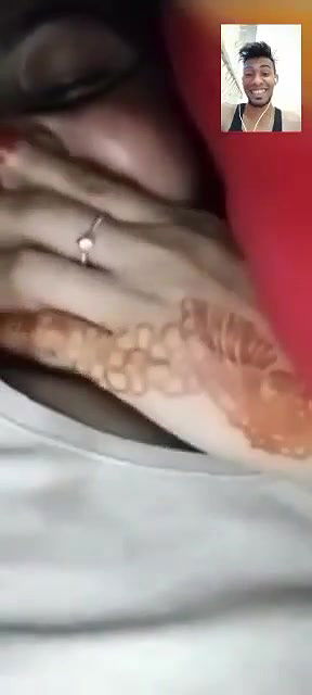 Sexy Bd Girl Showing Pussy