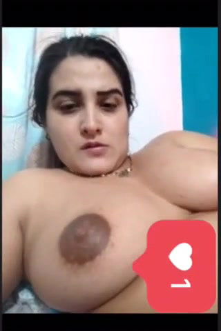 Beautiful Bhabi Showing