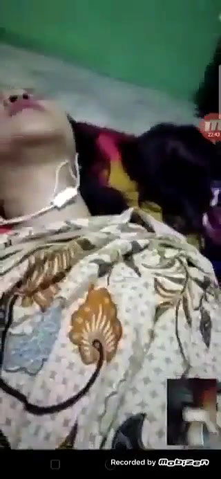 Desi sexy wife fing her pussy