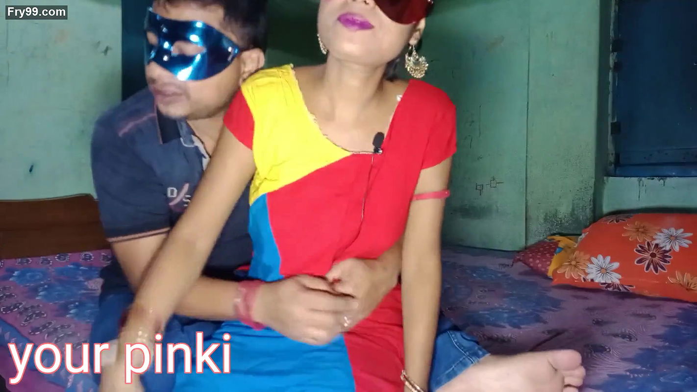 Bangali rakhi ke liya ayatha stepsister ko choda stepbrother ne jor jor se.