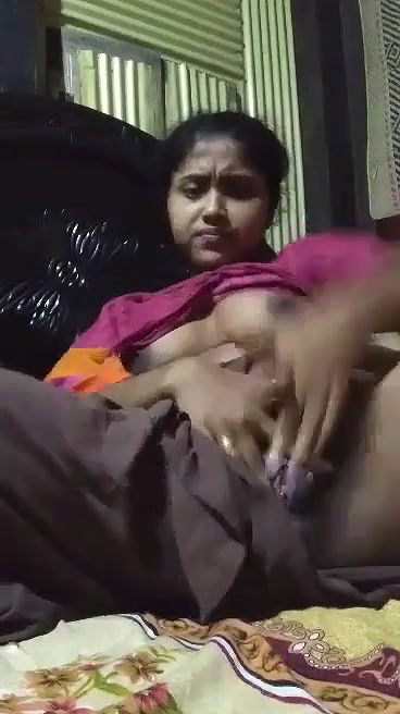 Desi SuperHorny Girl Fingering