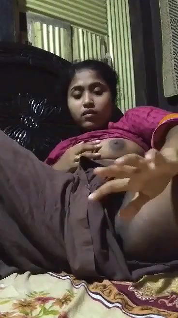 Desi SuperHorny Girl Fingering