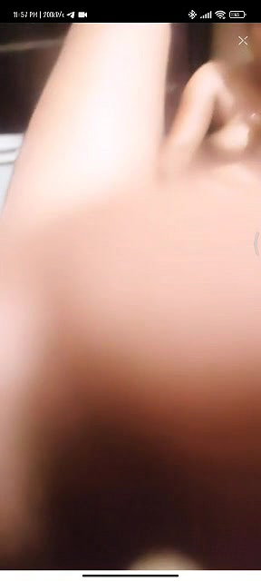 Bhabhis Gives blowjob