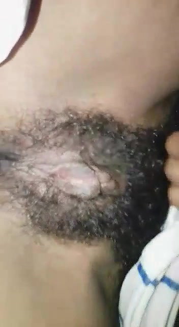 update Cute Desi Girl Showing And Fingering Hairy Pussy