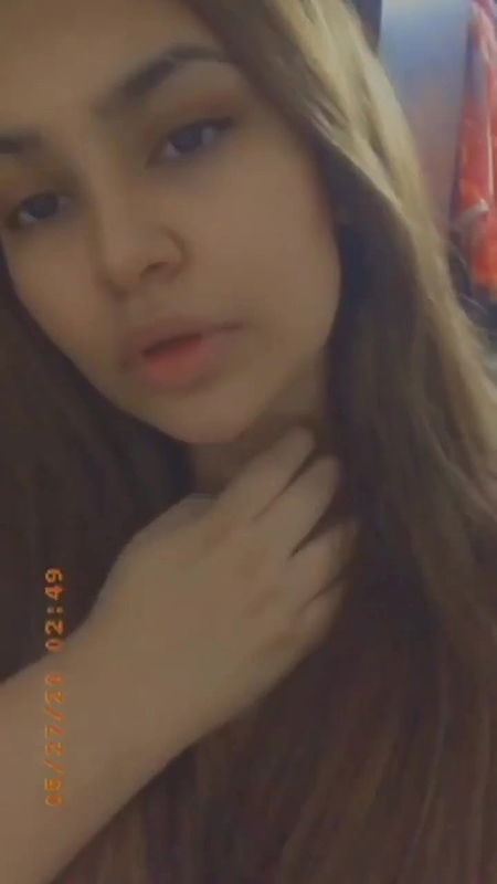 Paki girl showing big boobs