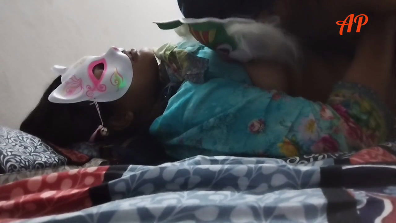 Instagram Influencer AMESHA Bra Removing and HONEY on Boobs and Ass Show